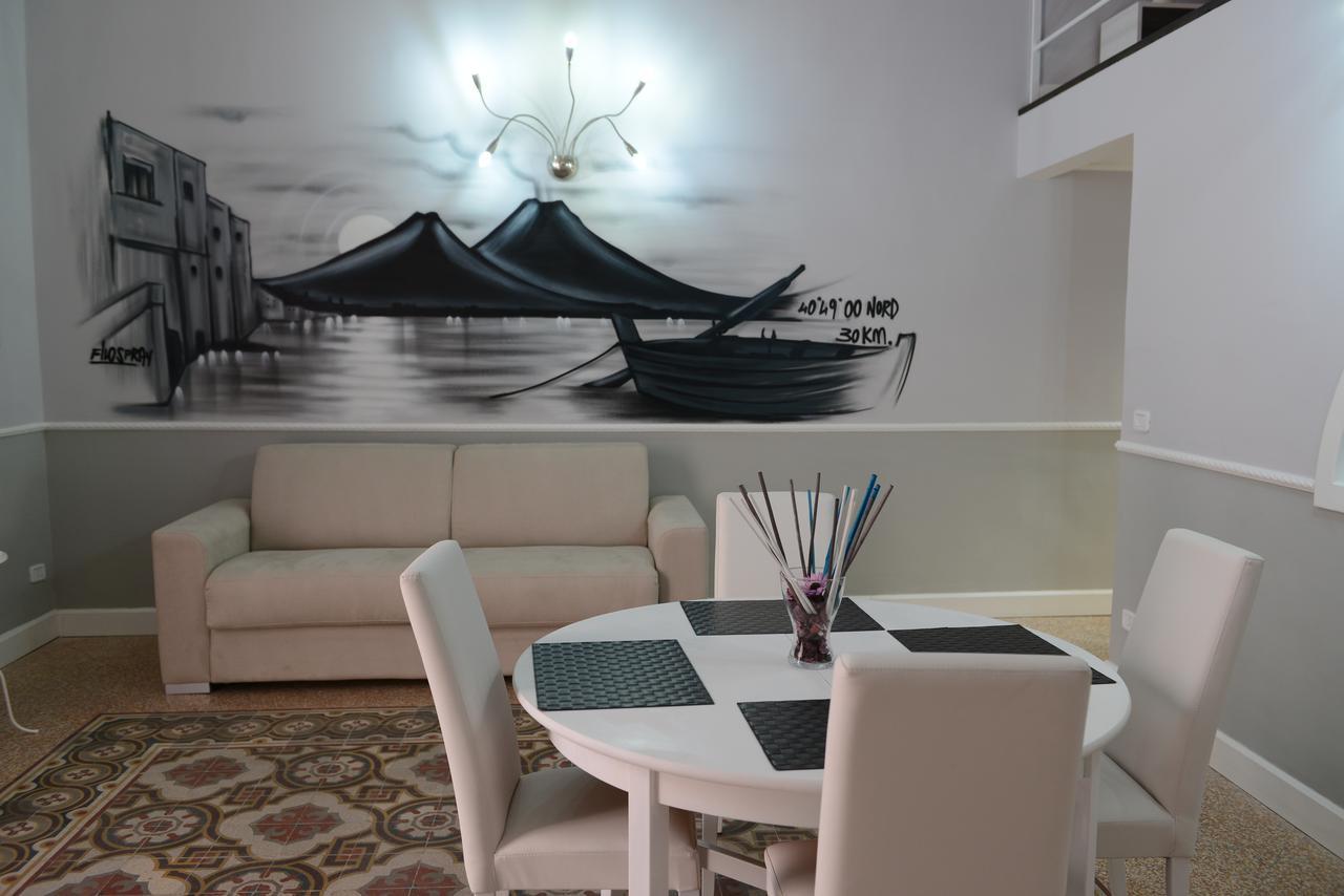 La Torretta Chiaia Bed & Breakfast 3*