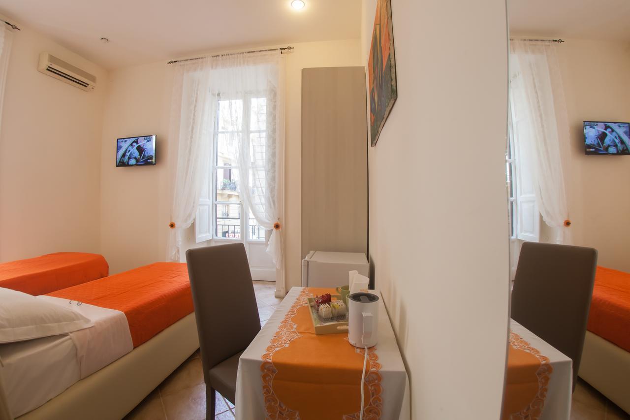 Le Chic Bed & Breakfast