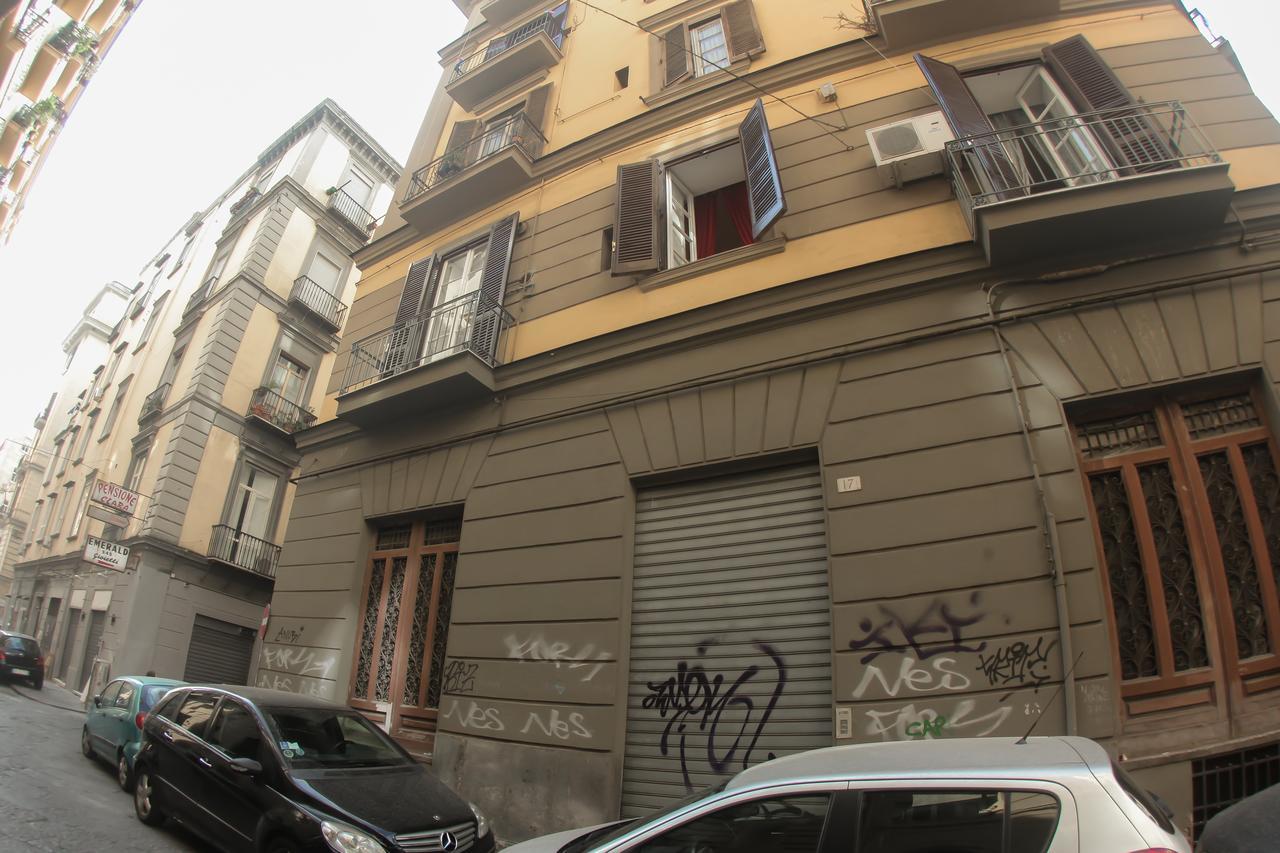 Le Chic Bed & Breakfast *