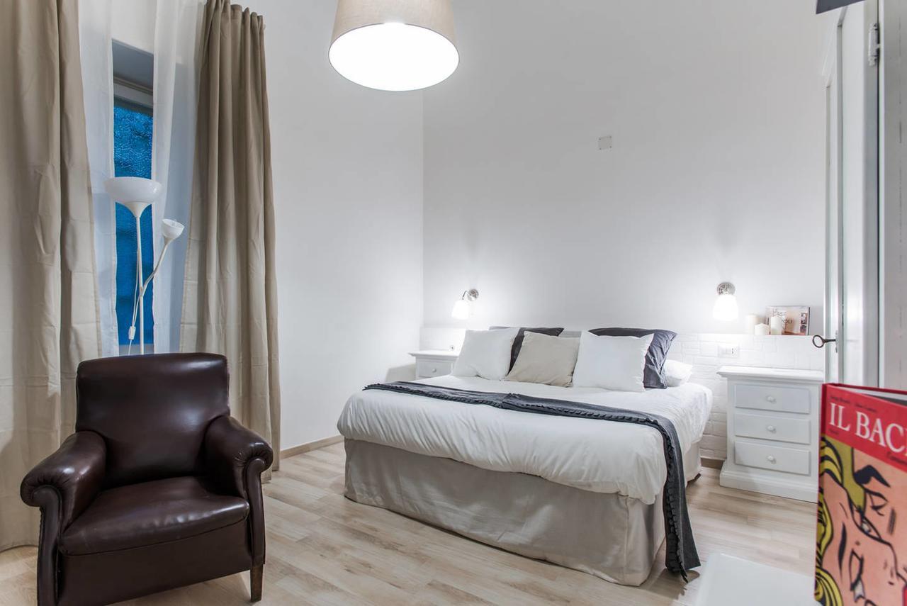 Bed & Breakfast Chiaia House Naples
