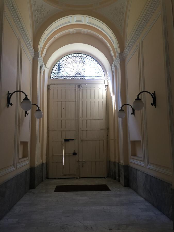 Napoli Central City Guest house 2*