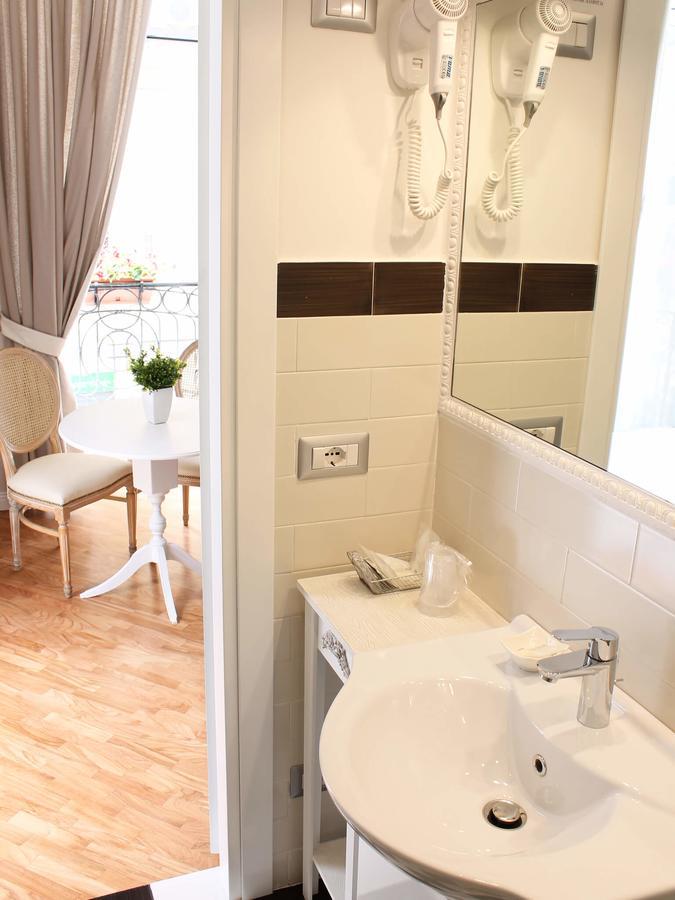 Grand Tour 4rooms Bed & Breakfast 2*