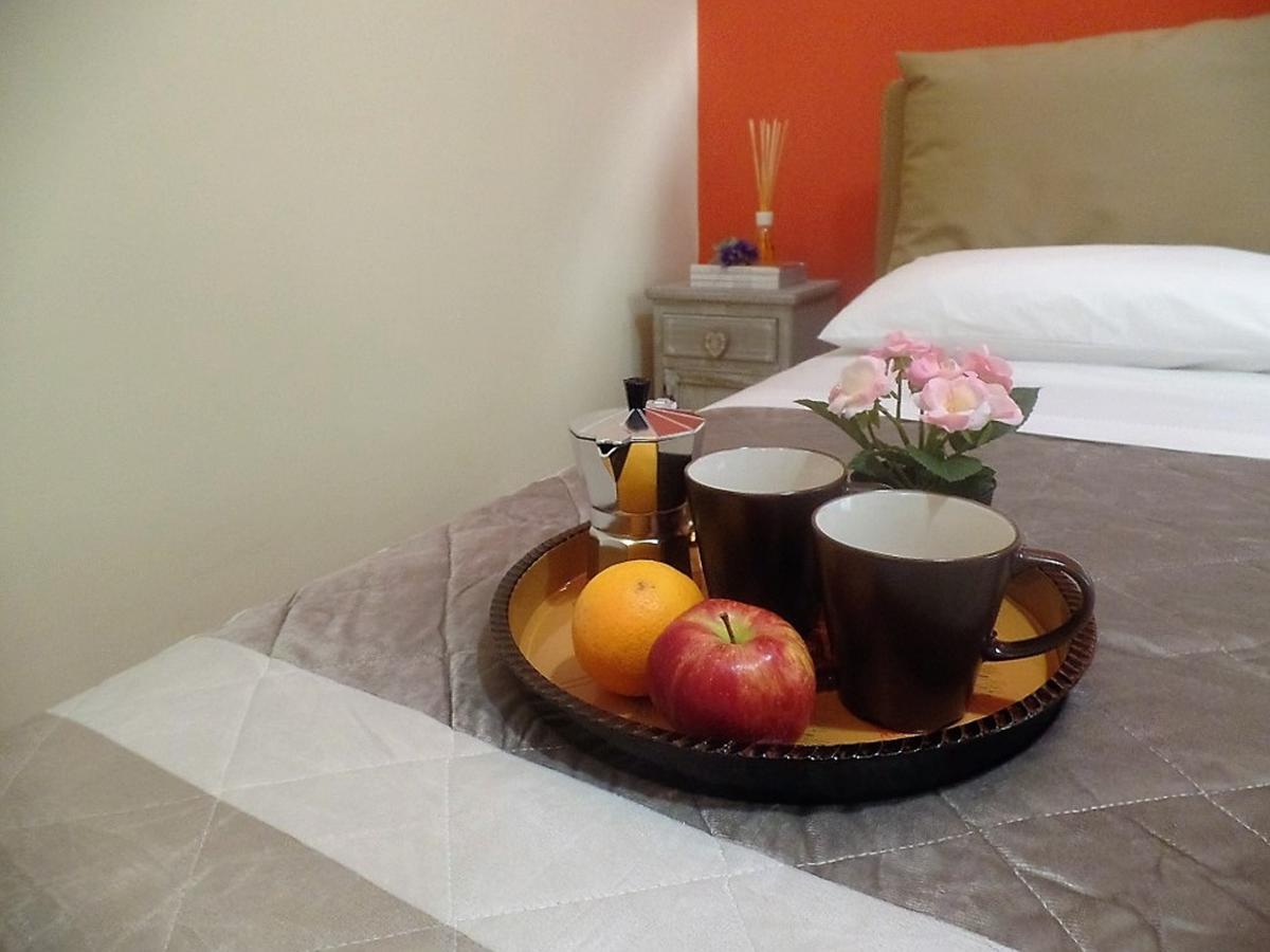 Bed & Breakfast La Canzanella Naples