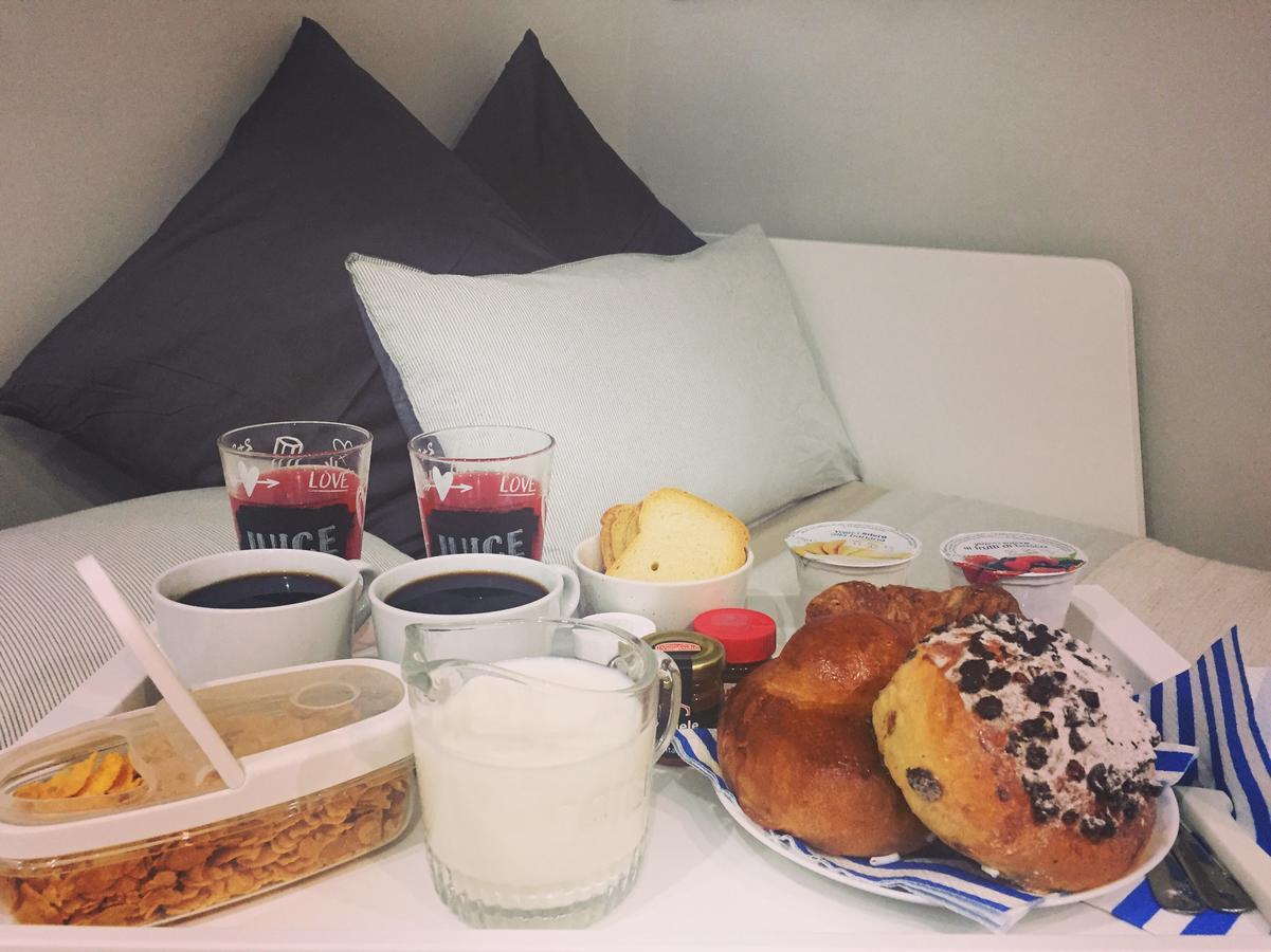 Mola Bed & Breakfast