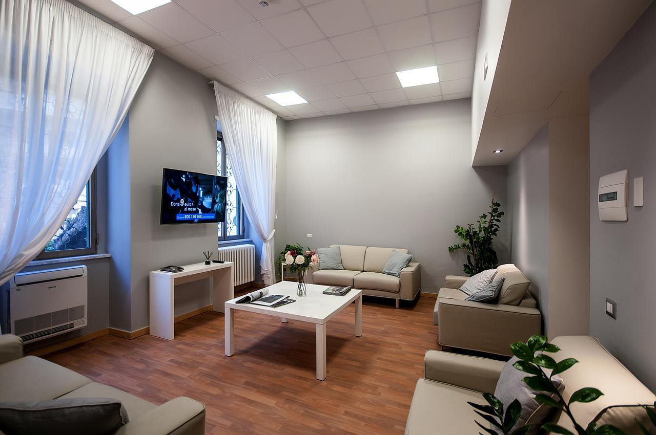Albina Hotel Naples