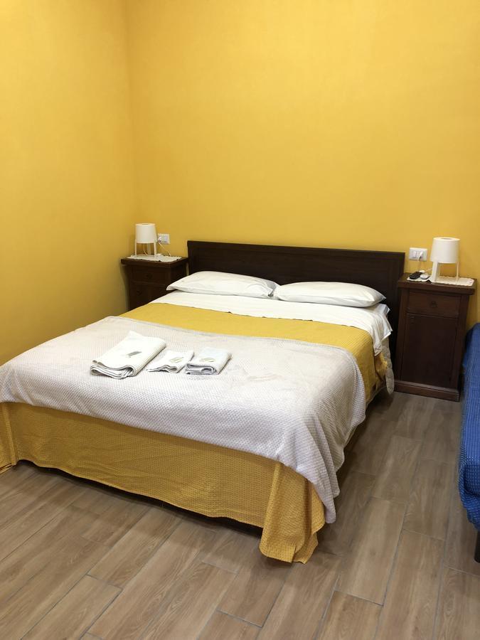 La Casa Di Fafa Bed & Breakfast Naples