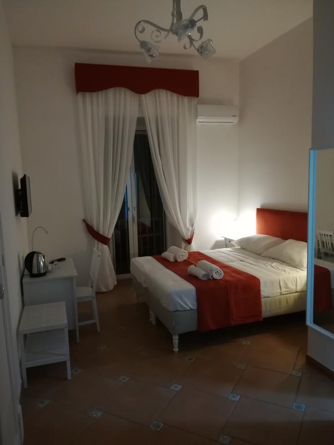 House Angioino 3*