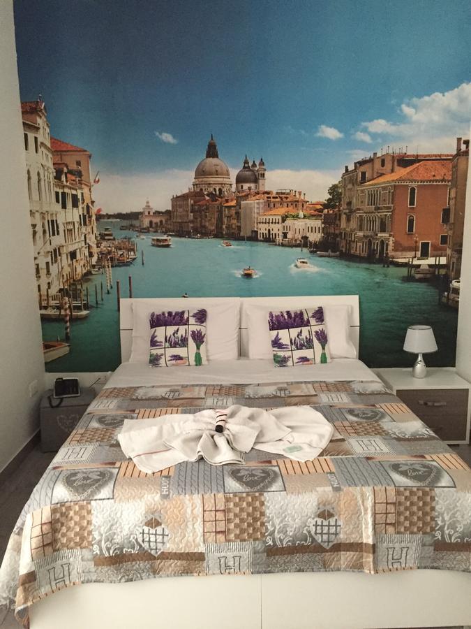 Panorama Bed & Breakfast 2*