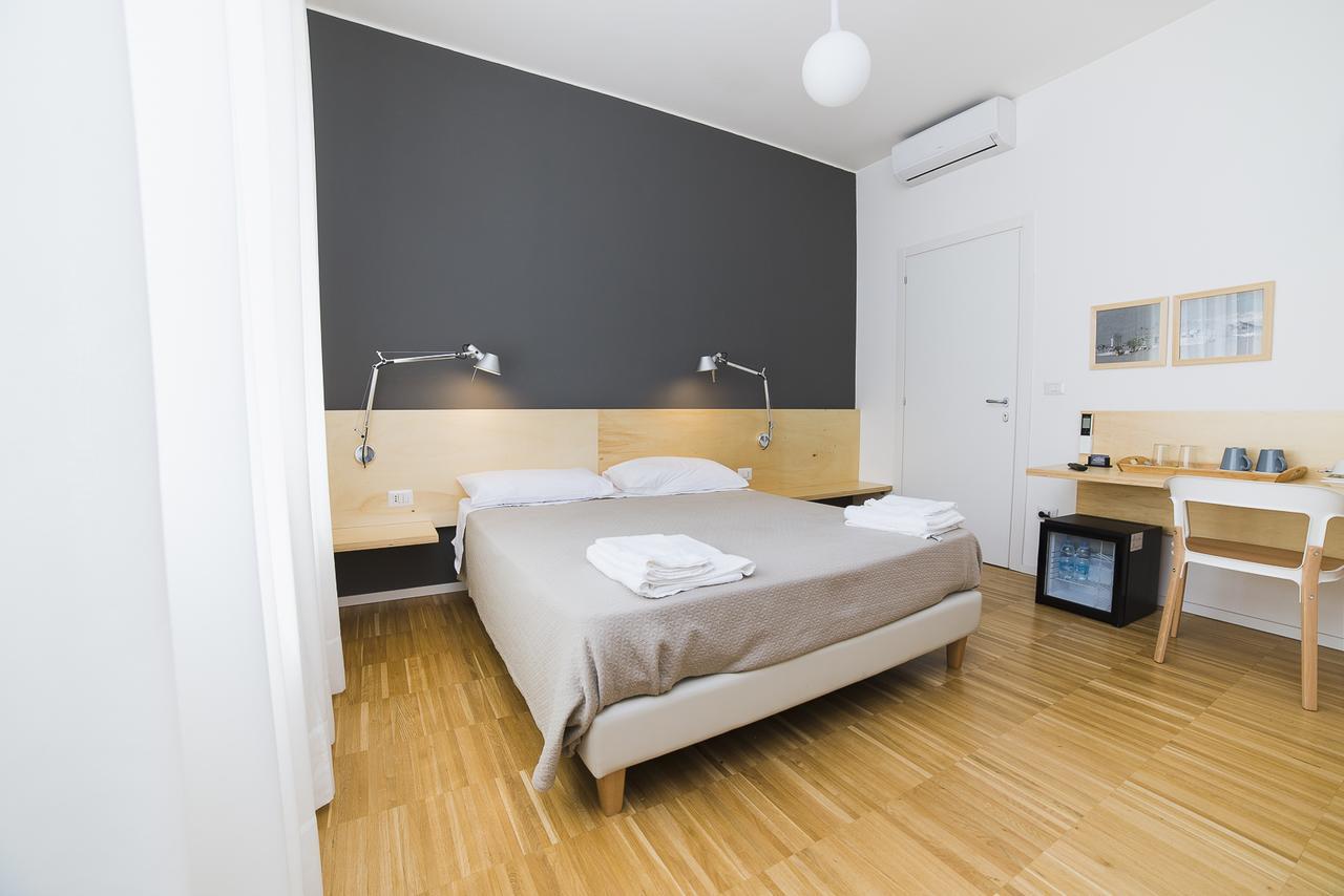 Le Stanze Di Piazza Dei Martiri Bed & Breakfast