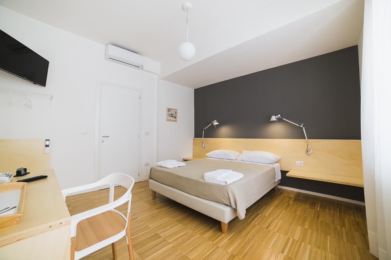 Le Stanze Di Piazza Dei Martiri Bed & Breakfast 5*