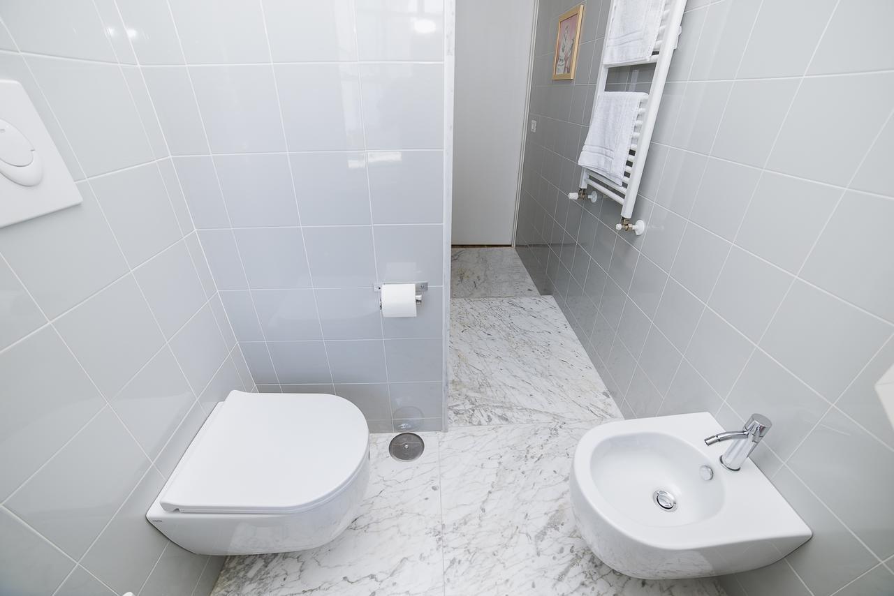 Le Stanze Di Piazza Dei Martiri Bed & Breakfast Naples