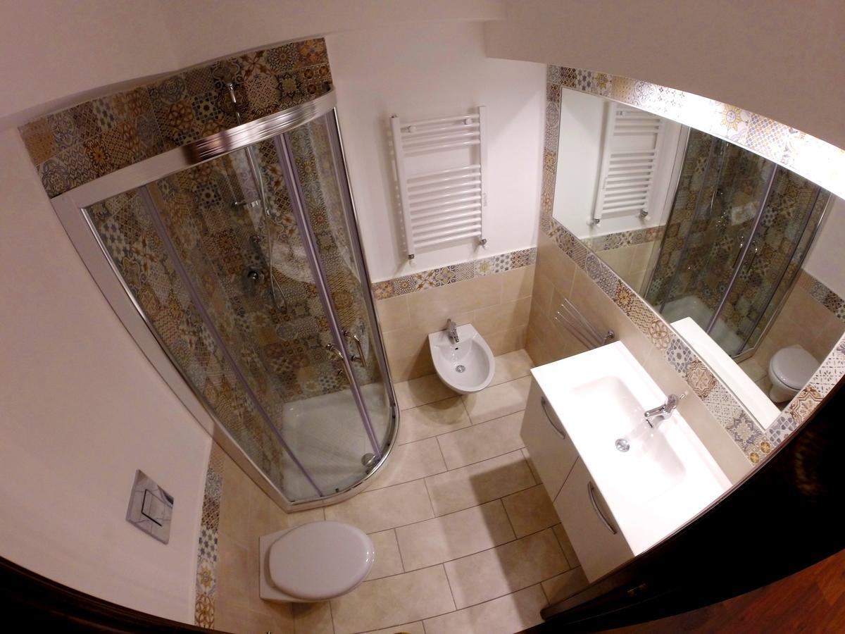 Arisea Apt * Naples