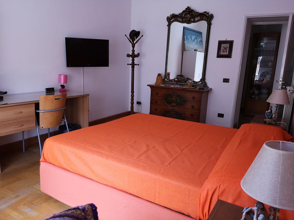 Bed & Breakfast Smiling