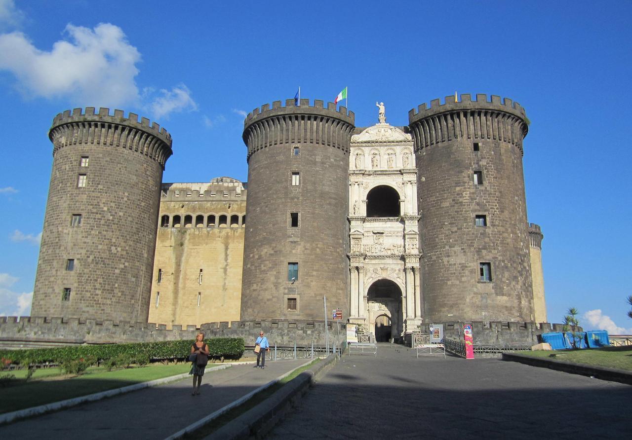 Bed & Breakfast L'alloggio Dei Vassalli Naples