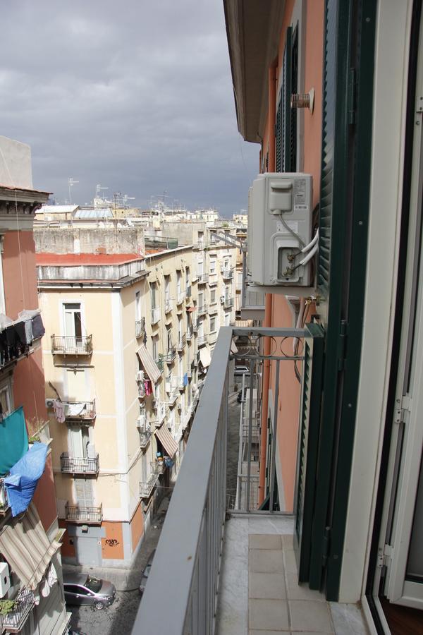 Napolistayin Naples