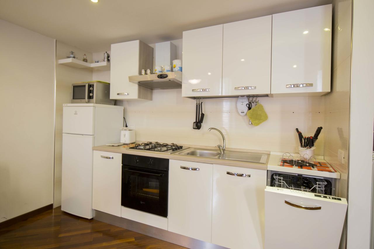 Napolistayin Apartment