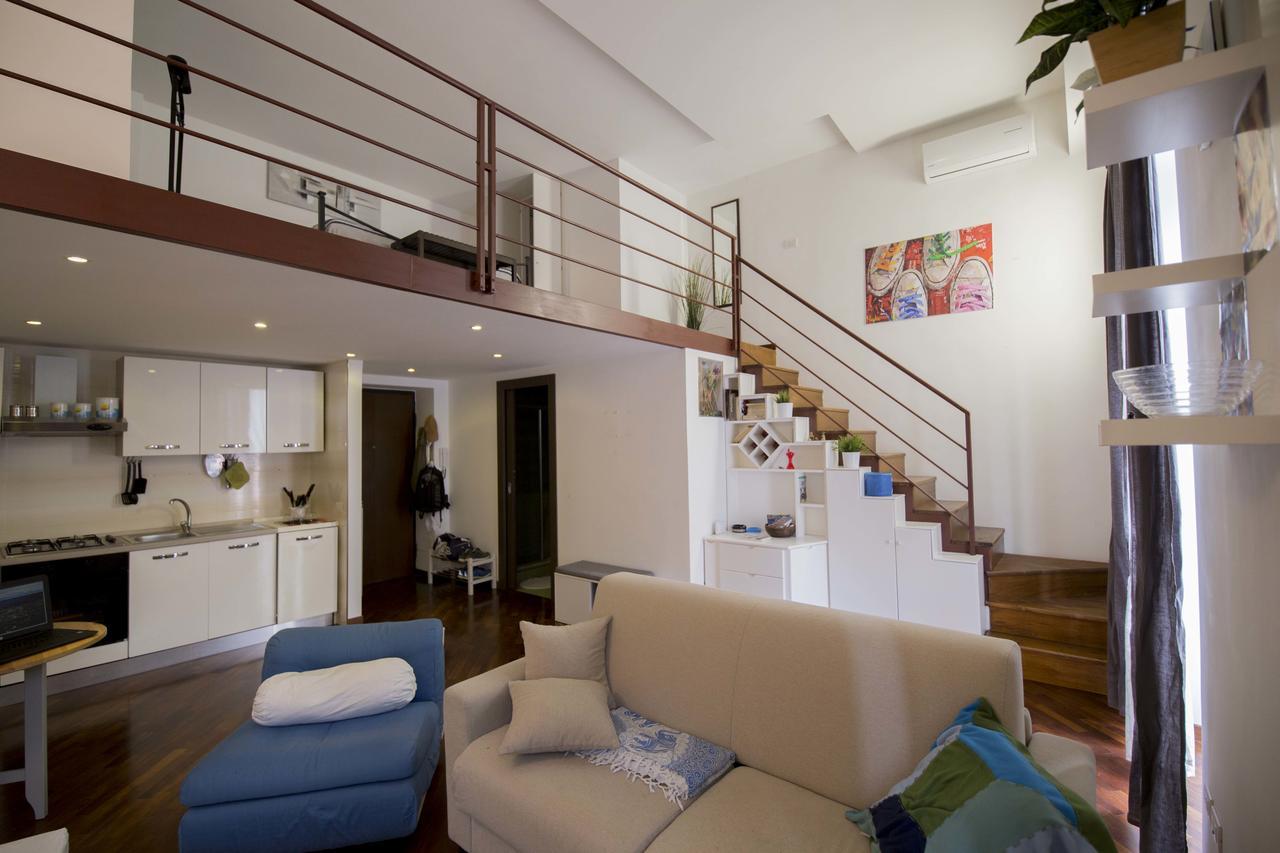 Napolistayin Apartment