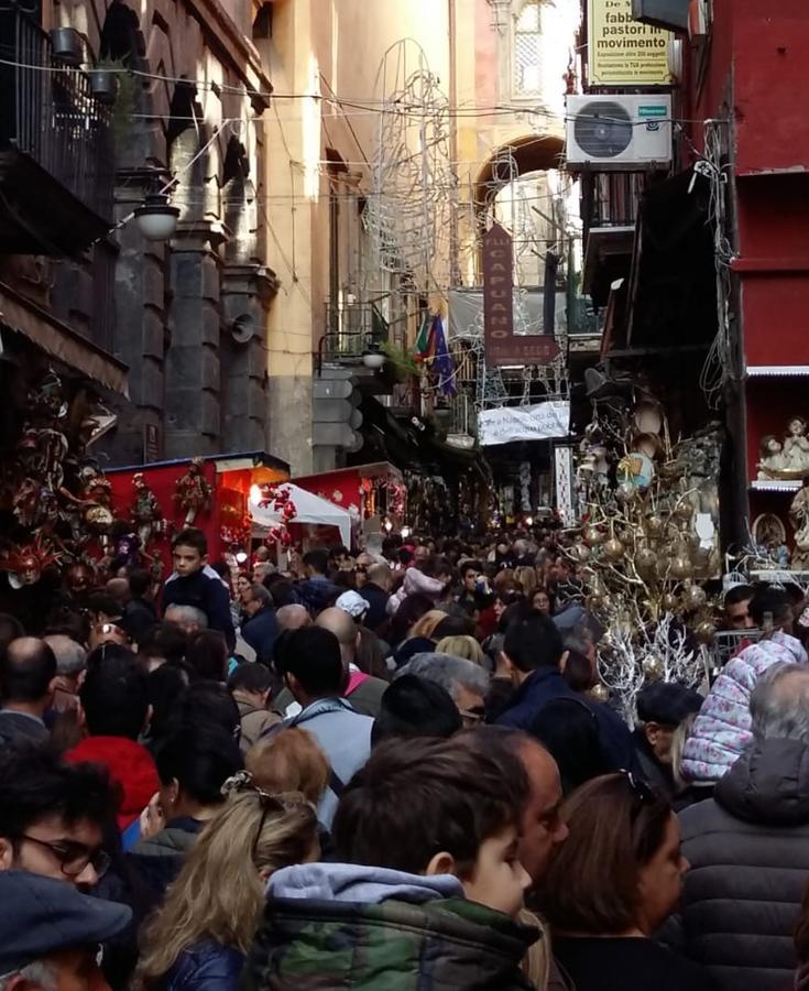 Memini * Naples