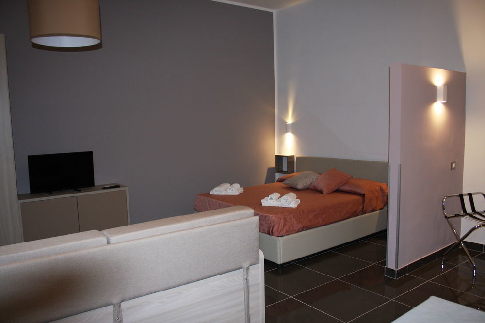 Be Italian Flat Bovio Guest house