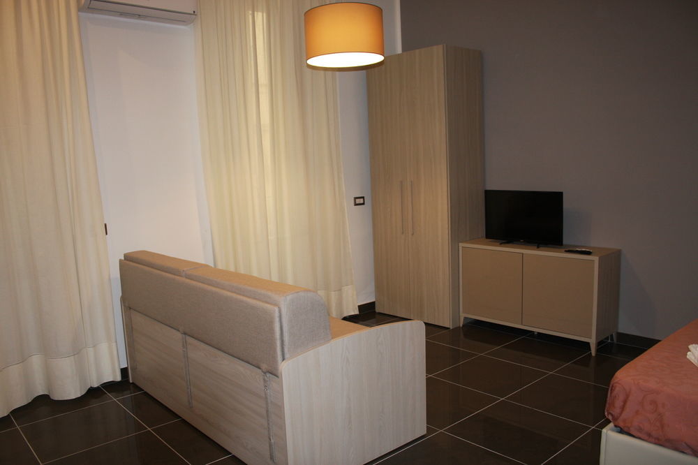 Be Italian Flat Bovio Guest house