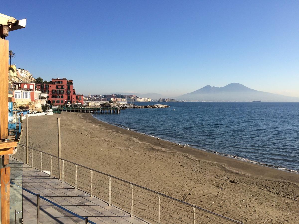 Bed & Breakfast Base Mergellina Naples