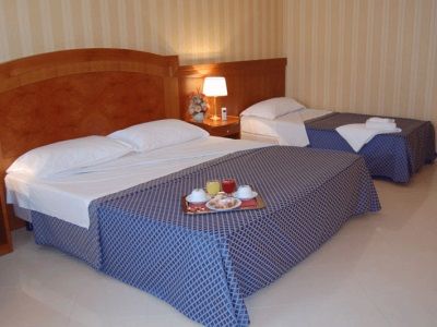 Joyfull Hotel
