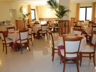 Joyfull Hotel
