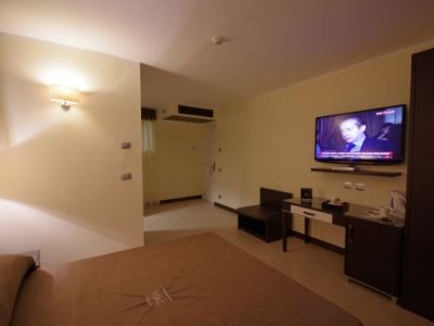 Ferdinando Ii 4* Naples