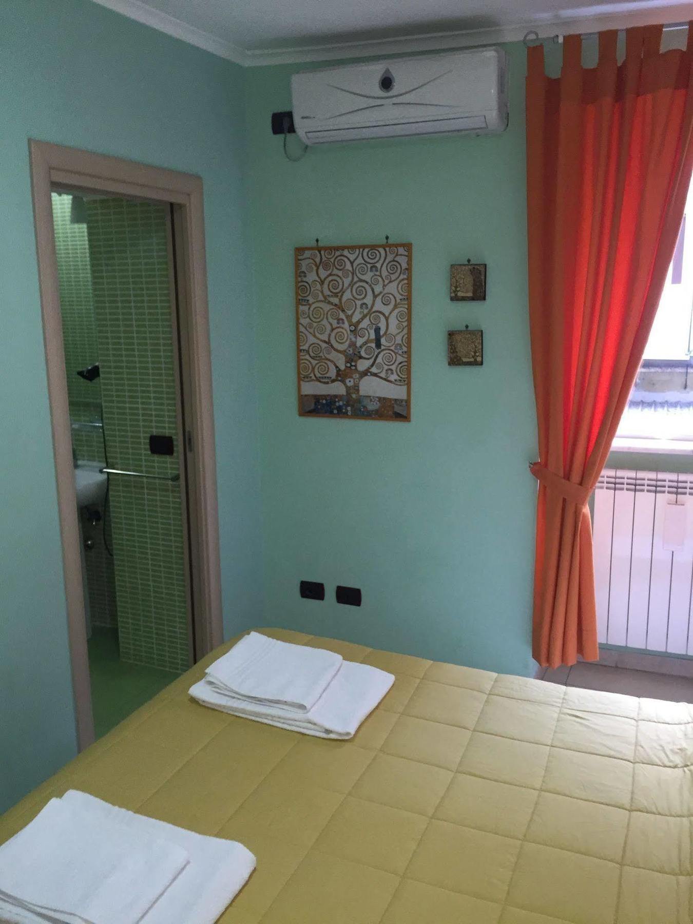 Quattro Palazzi Centro Bed & Breakfast 3*