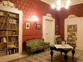 Guest house Carafa Di Maddaloni Residenza Di Charme Naples