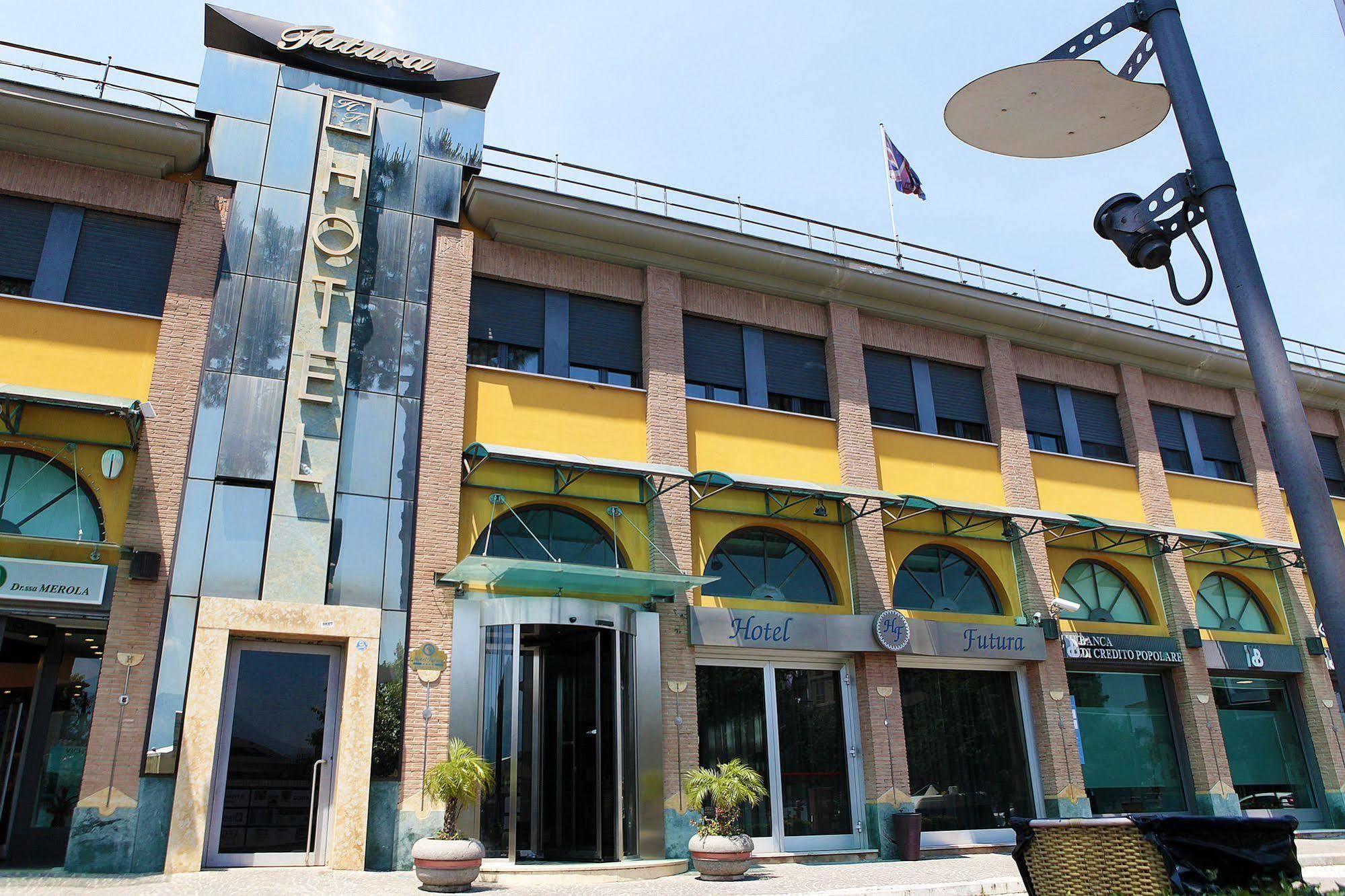 Futura Centro Congressi Hotel 4*