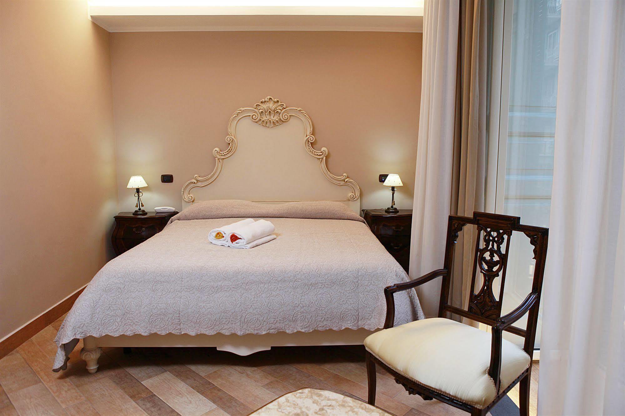 Hotel Lanfipe Palace Naples