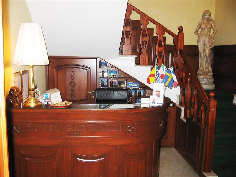Garibaldi Hotel 3*