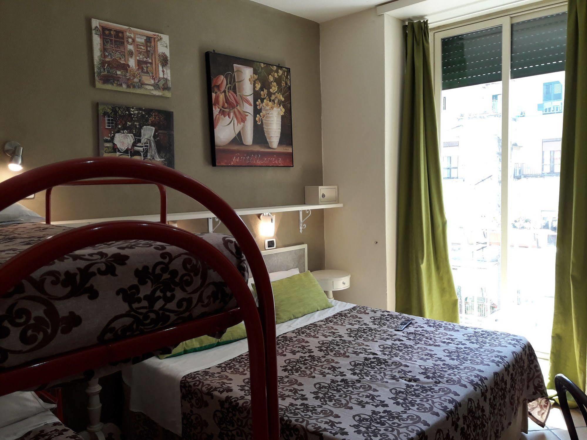 Hotel Europeo Naples