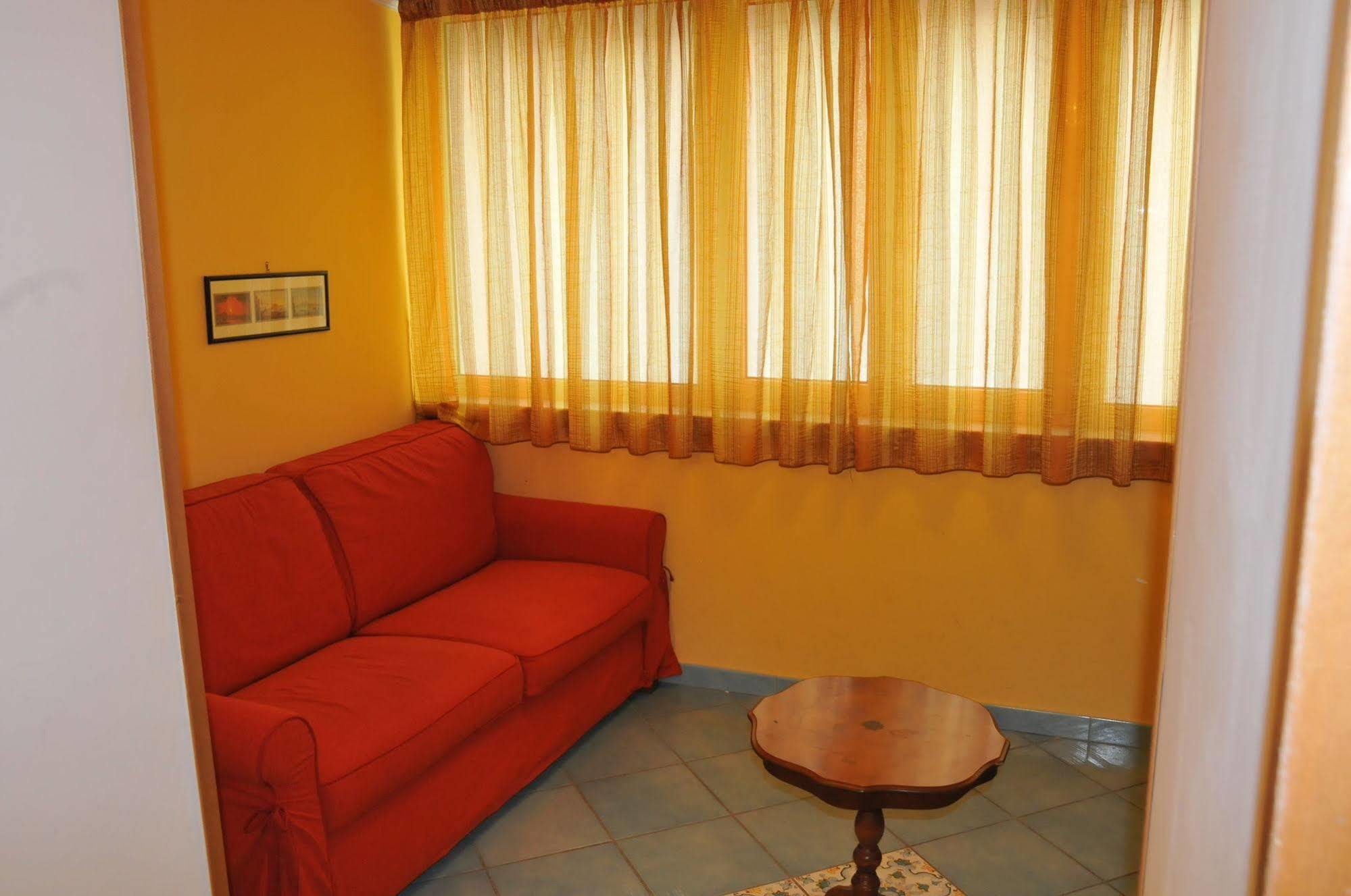 Potenza Hotel Naples