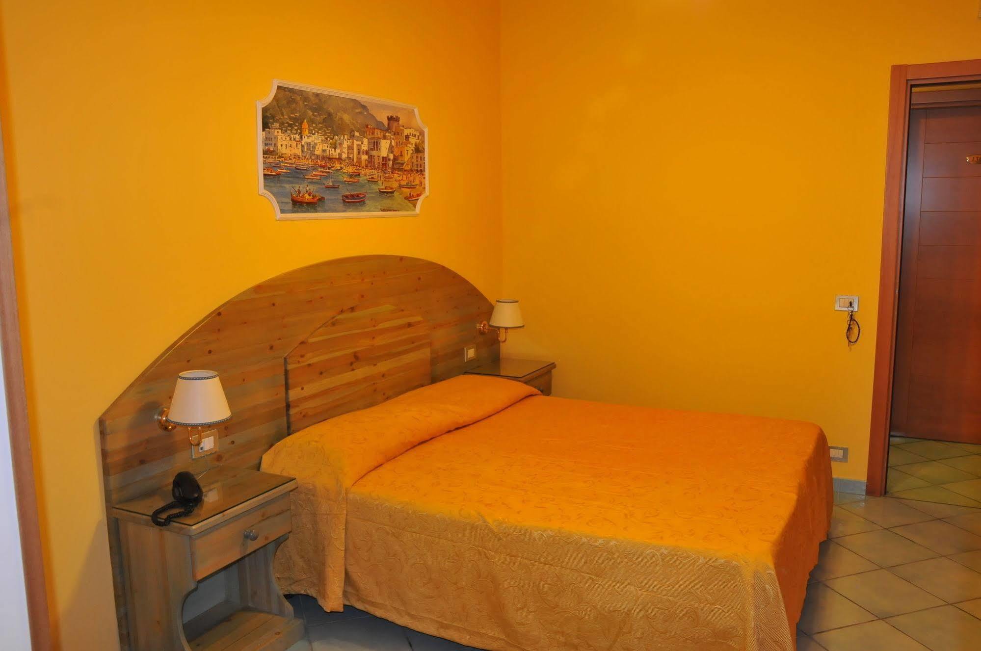 Potenza Hotel Naples