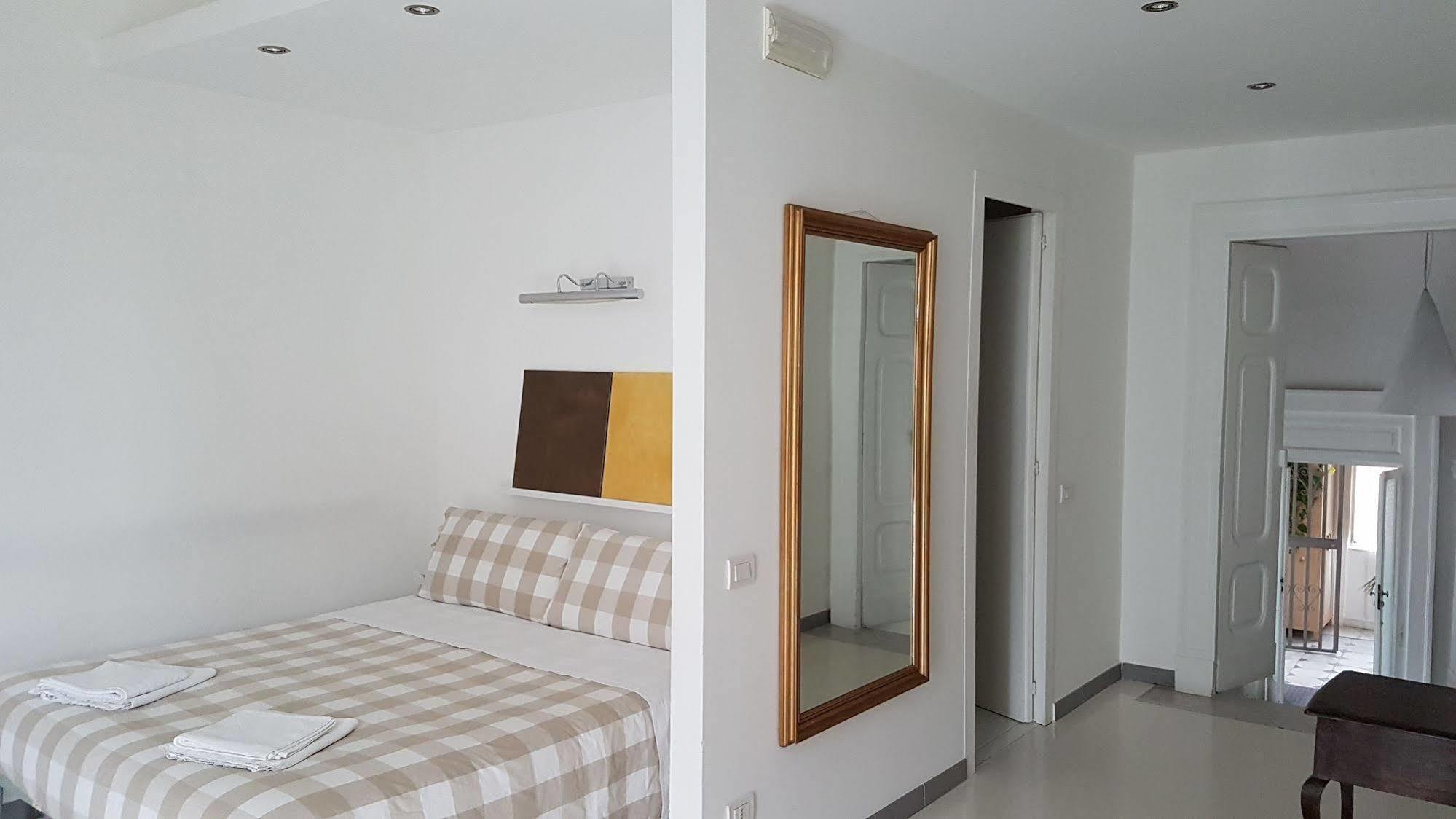 Zia Maria Bed & Breakfast Naples