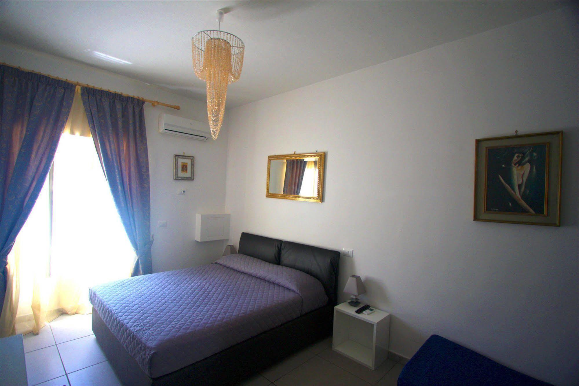 Megaride Santa Lucia Bed & Breakfast 3*