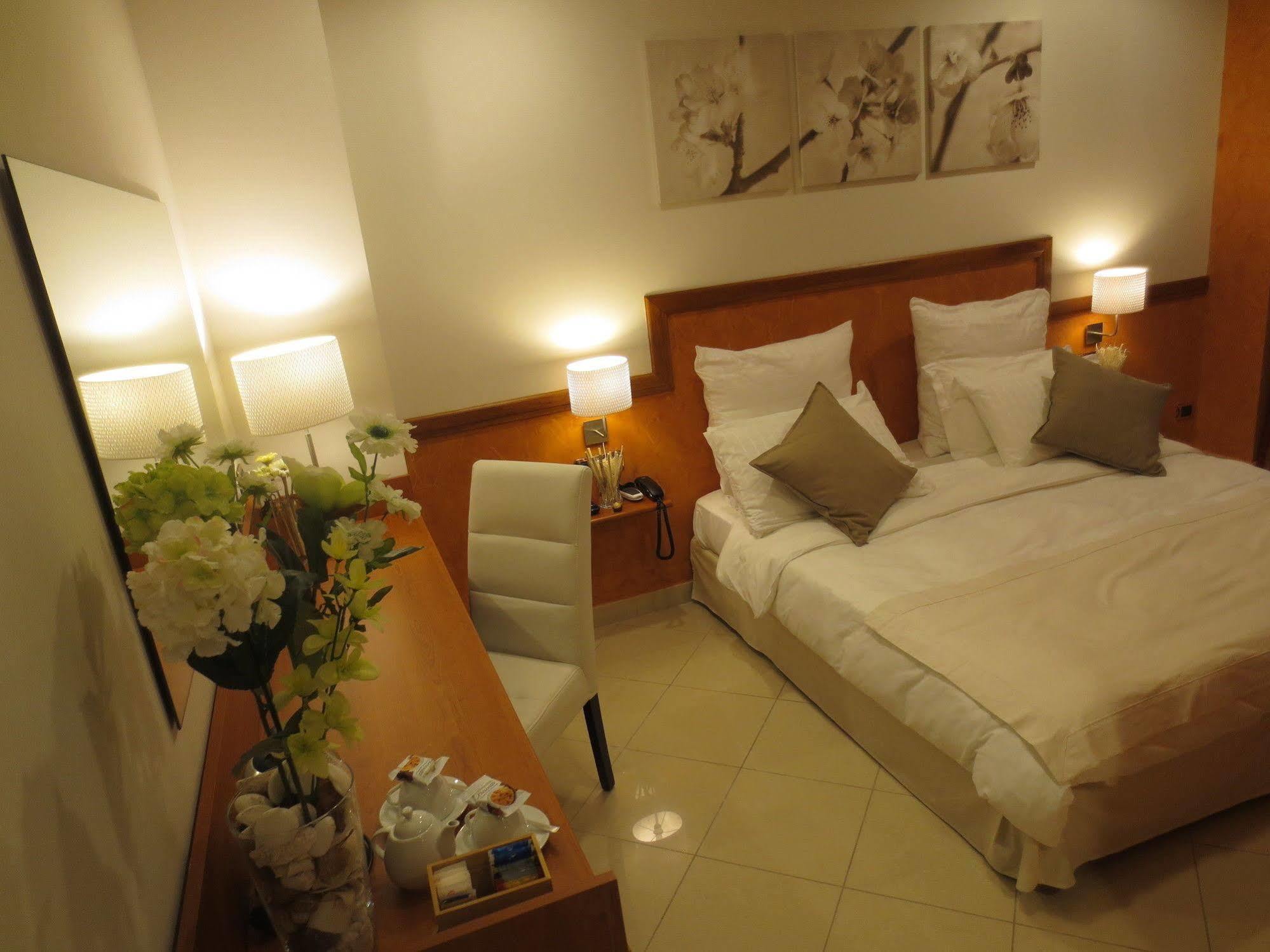 Hotel Joyfull Naples