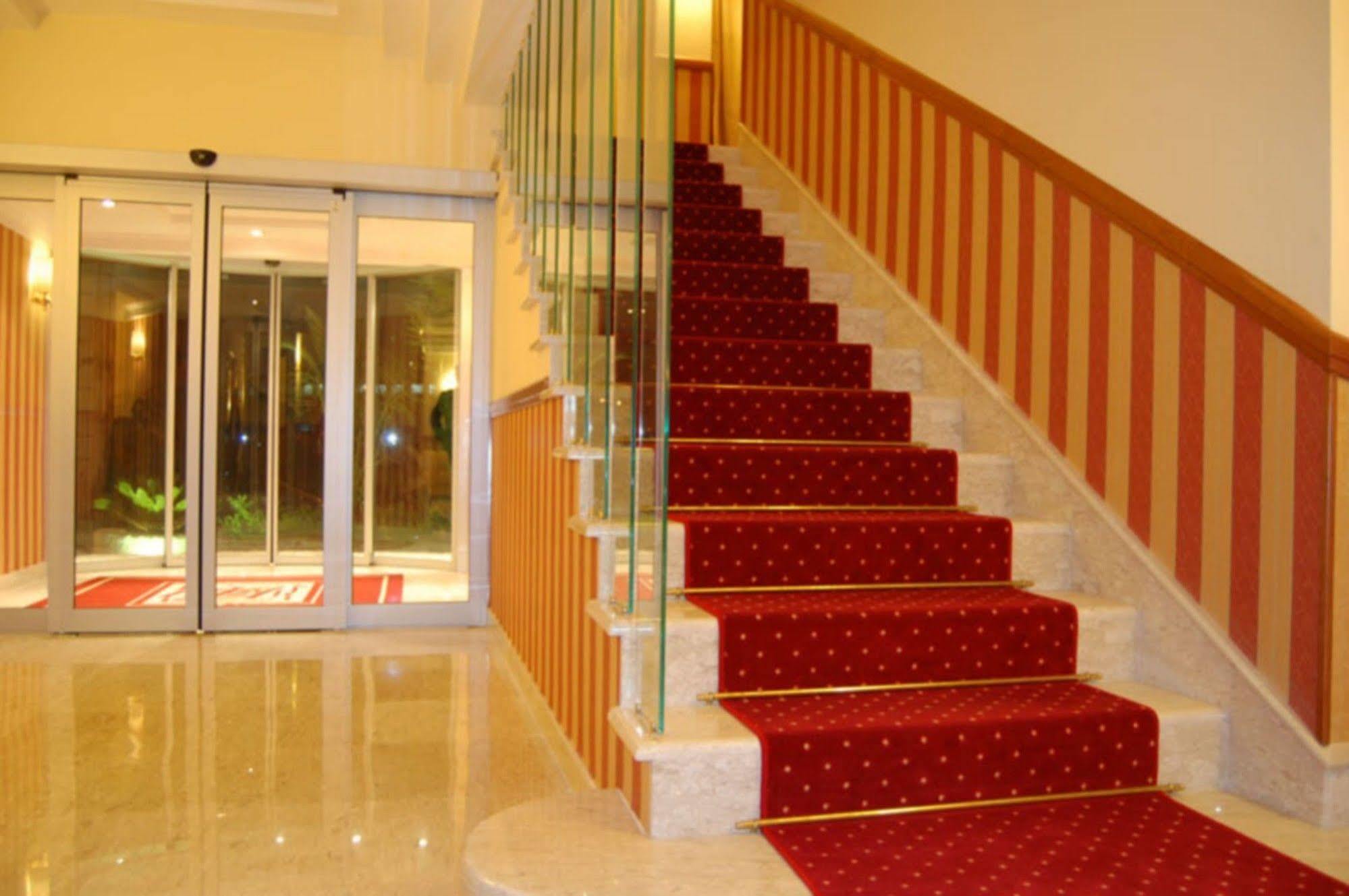 Joyfull Hotel Naples