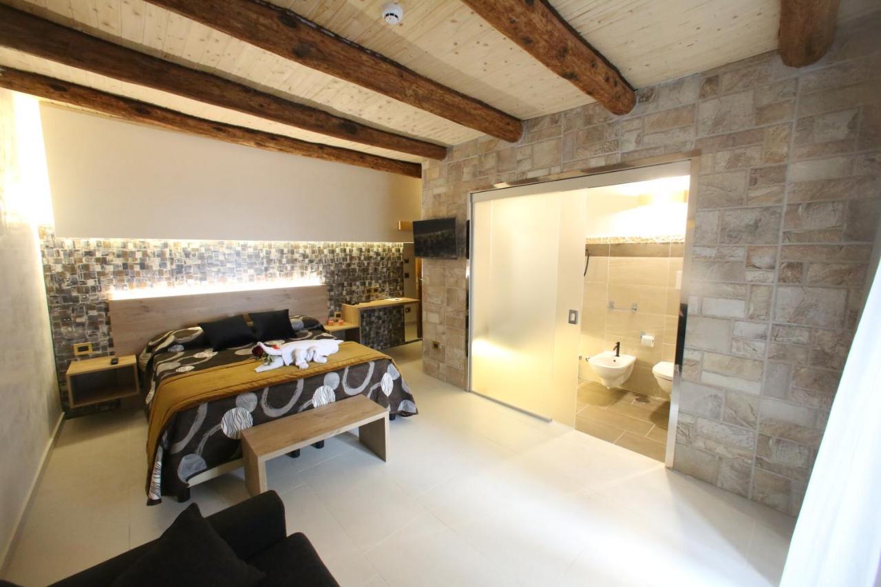 Relais Piazza Del Plebiscito 3* Naples