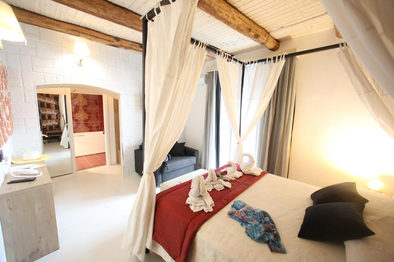 Relais Piazza Del Plebiscito Naples