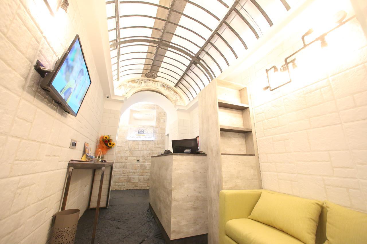 Relais Piazza Del Plebiscito Bed & Breakfast Naples