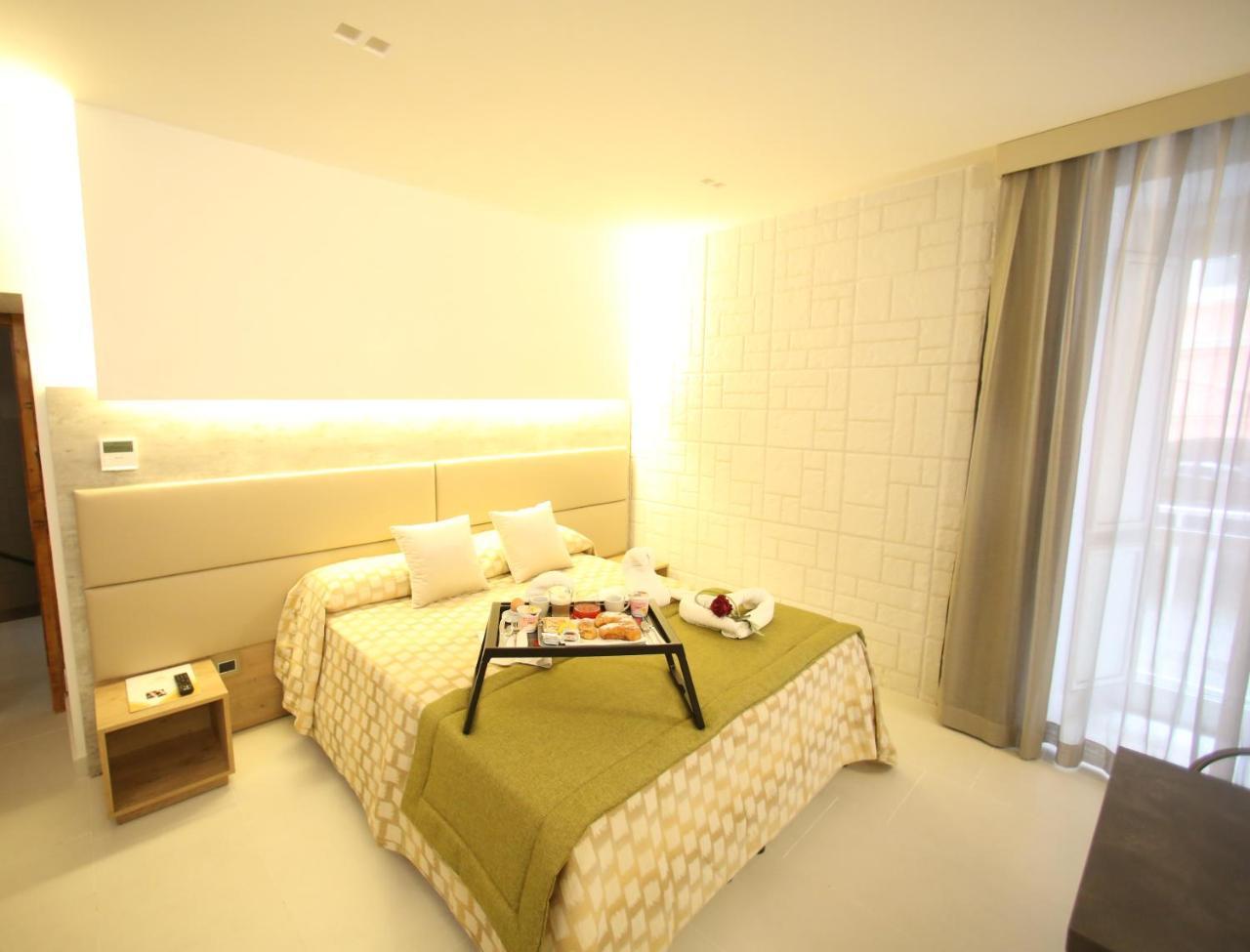Relais Piazza Del Plebiscito Bed & Breakfast Naples