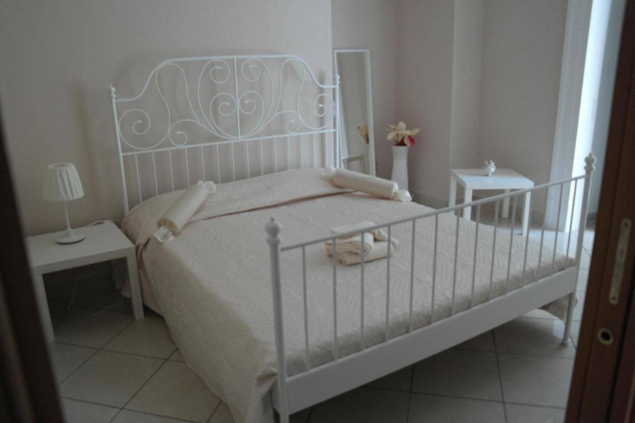 A Due Passi Da Dante Bed & Breakfast