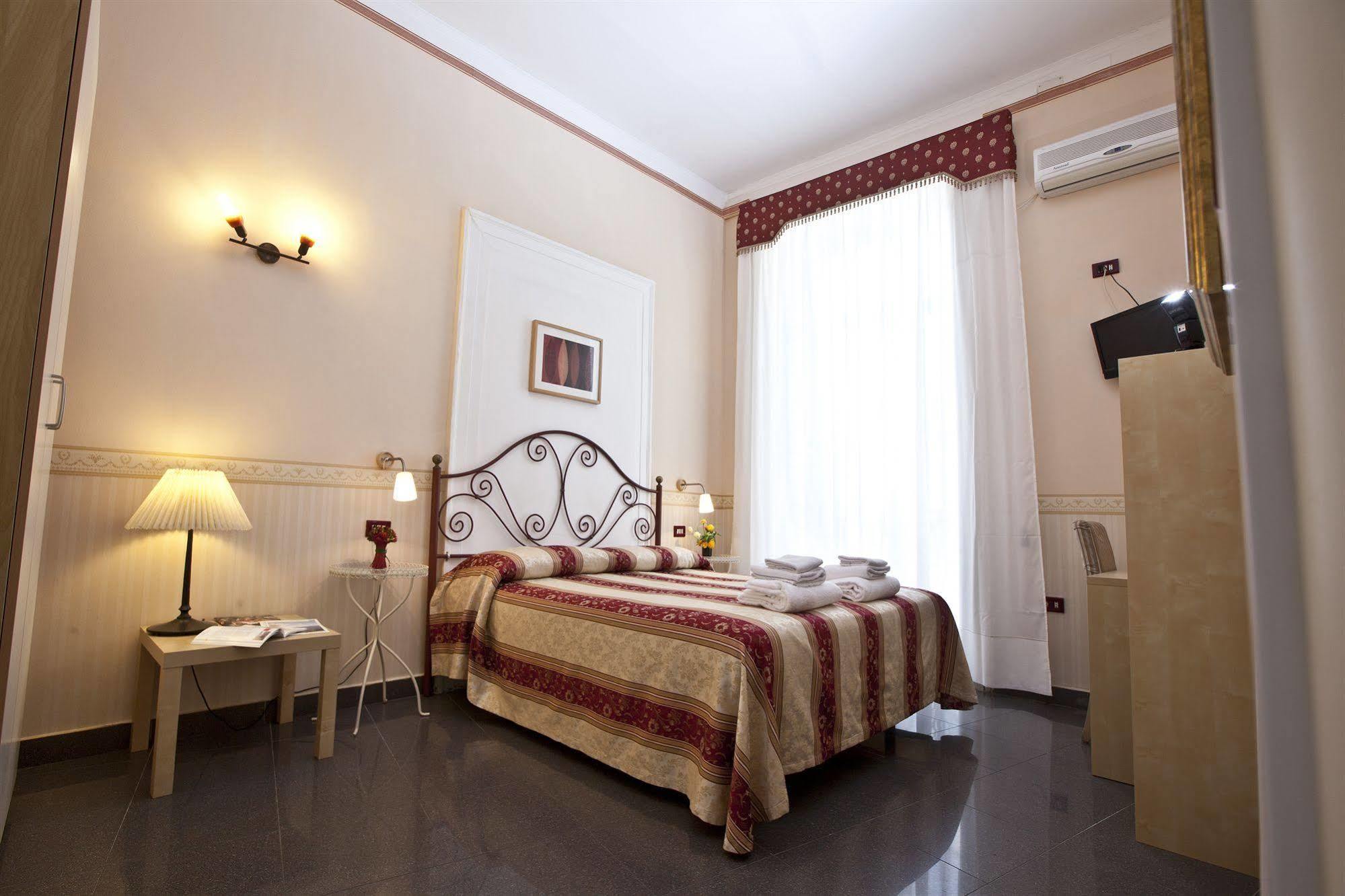 Bnb Naples 3* Naples