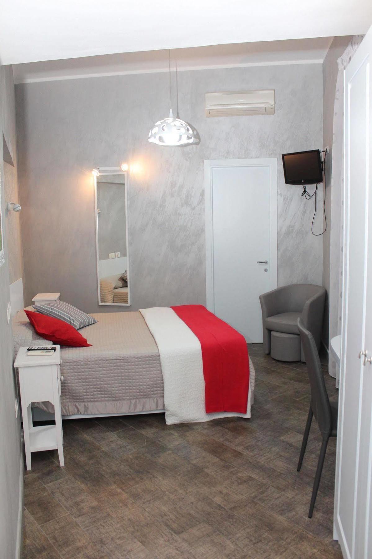 Residenza Nicola Hotel Naples