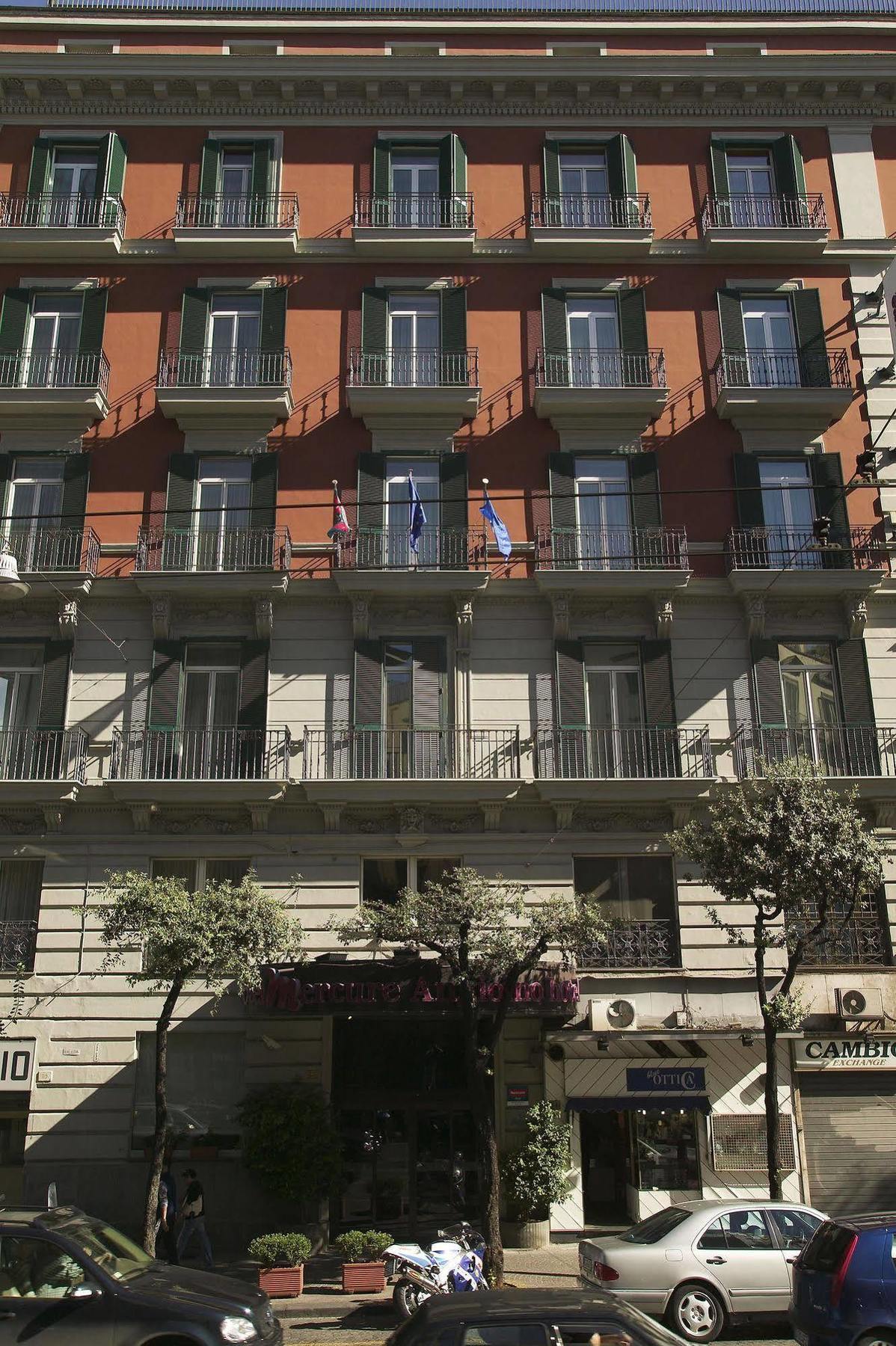 Mercure Centro Angioino Hotel