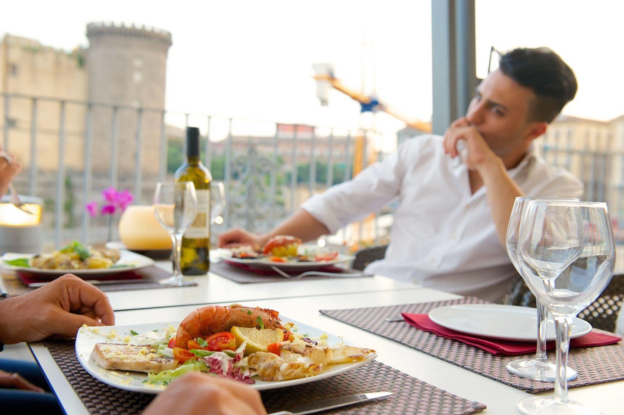 Mercure Centro Angioino Hotel 4*