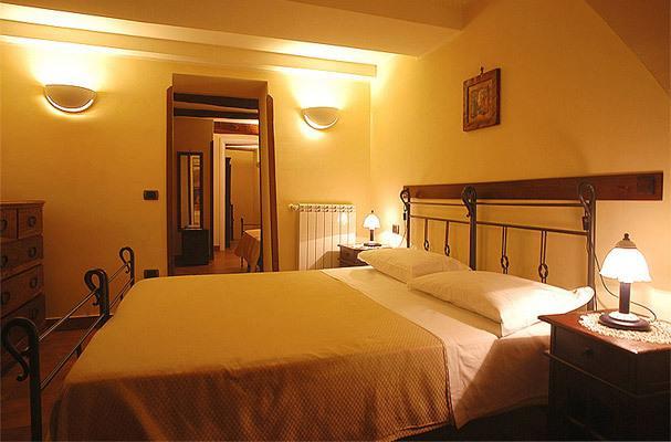 Conte Cavour 3* Naples
